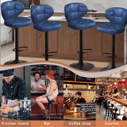4 Bar Stools (NEW)