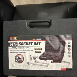 85 Piece Socket Set