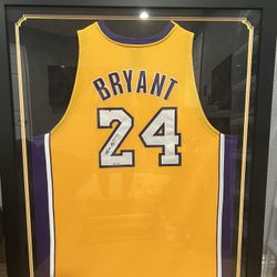 Kobe Bryant Authentic Jersey Autograph UDA! 