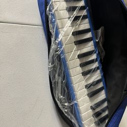 TRIN 37-Key Melodica with Carrying Case