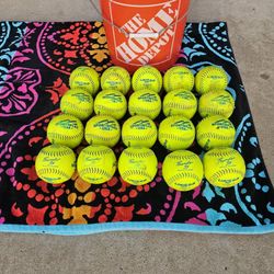 20 Worth 12"USSSA Classic Plus Slowpitch Softballs 