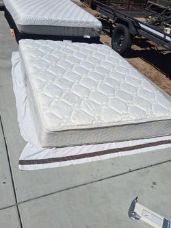 Queen mattress