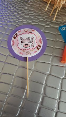 Cuocake toppers