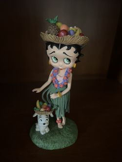 Betty Bolo Comection