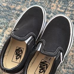 Kids Black Vans - Size 11