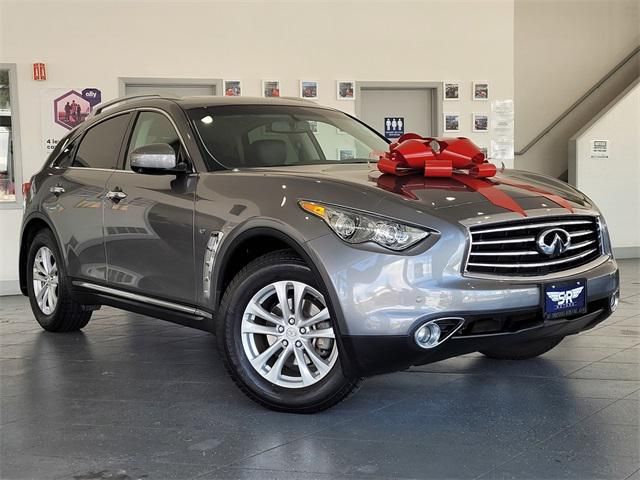 2016 INFINITI QX70