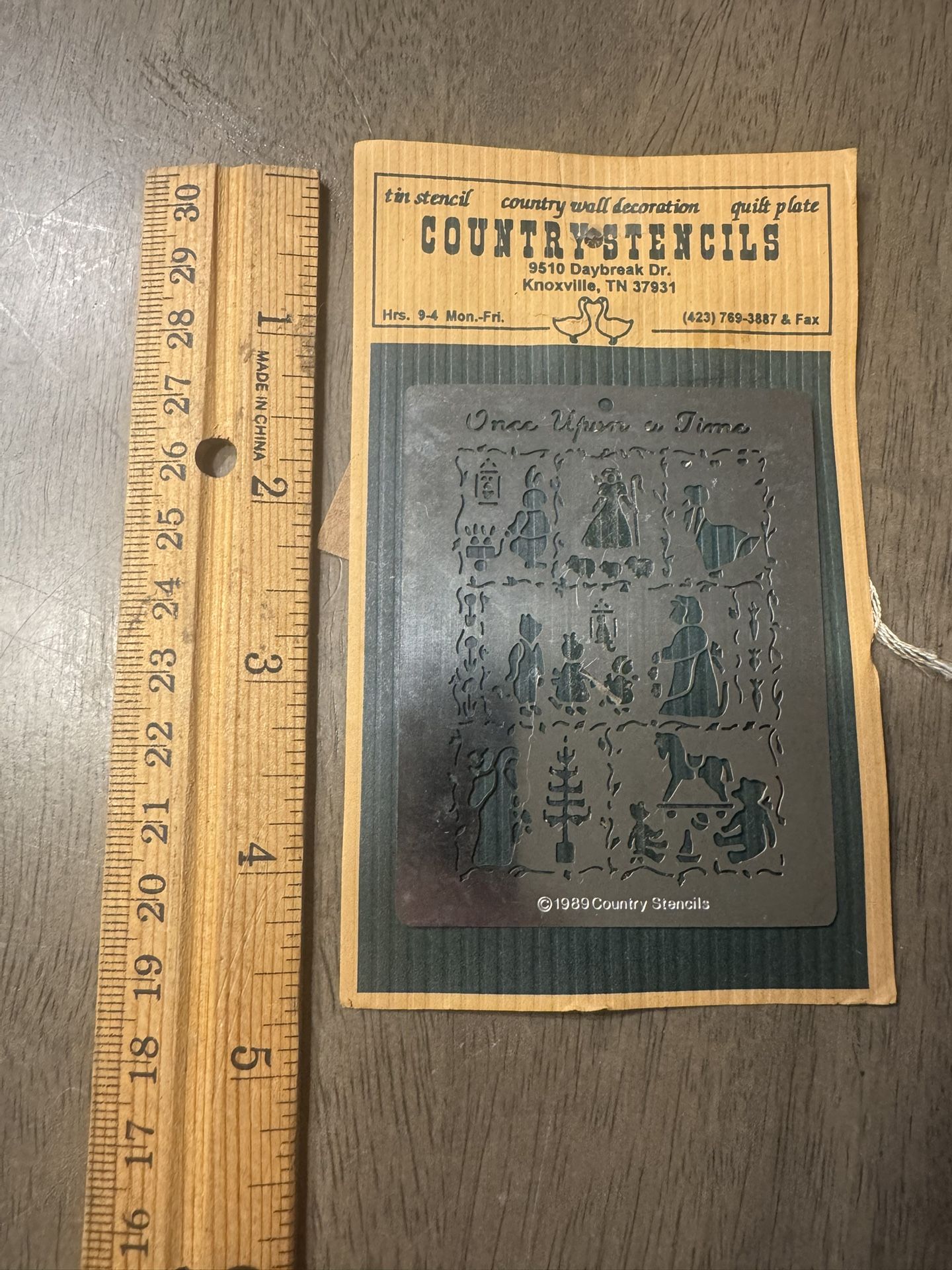 Country Stencils tin stencil - 1989 - NEW