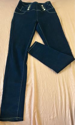 Women’s jeans