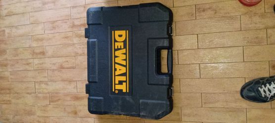 Dewalt