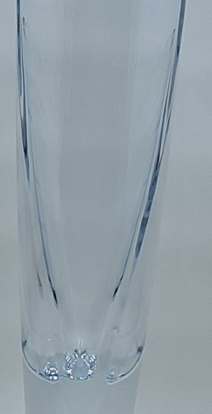 "nambe" Lead Crystal GlassVase Tall Bud 9" Oval at top/2 Sides Tear drop/2 sides Long Triangular Vase