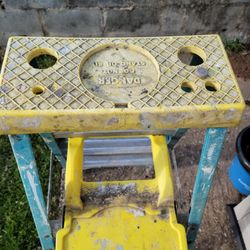 Fiberglass Step Ladder