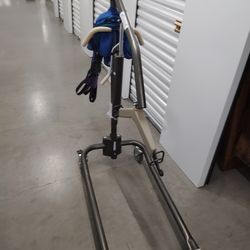 Patient hydraulic body lift