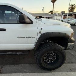 2005 Dodge Ram