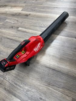 Milwaukee #2724-20- M18 Fuel Brushless Blower with One M18 XC5.0 Battery