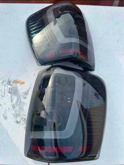 99-04 Jeep Grand Cherokee Taillights Tail Lights Luces Traseras