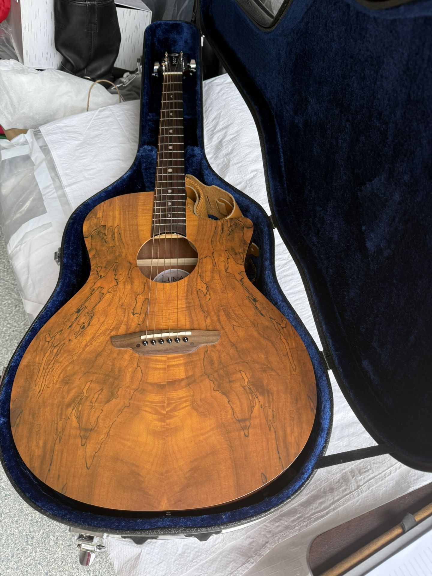 Luna Guitars Gypsy Spalt Grand Auditorium Acoustic-Electric Guitar