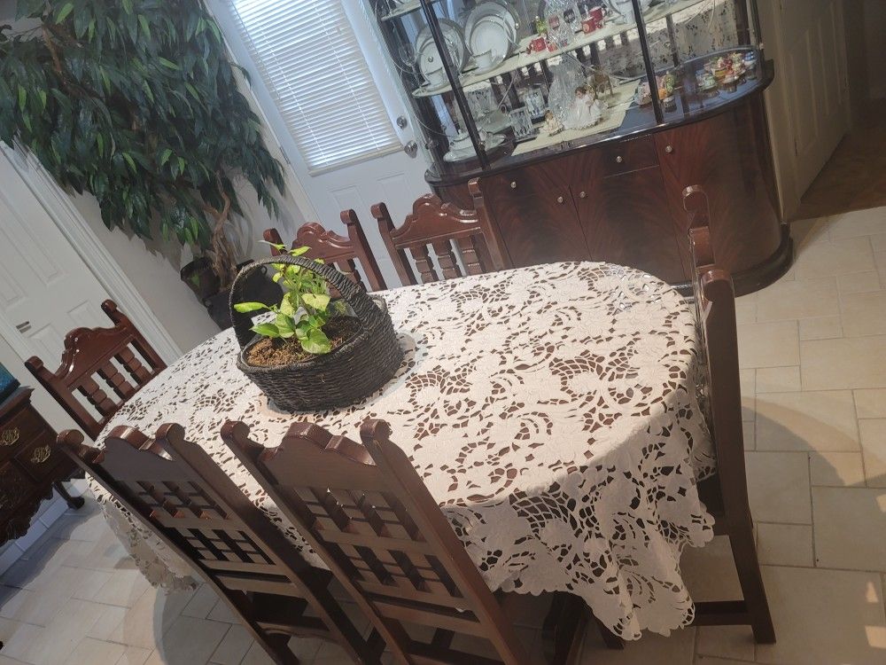 100% Real Wood Dinning Table