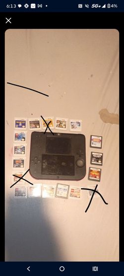 2DS console 16 games/case and charger