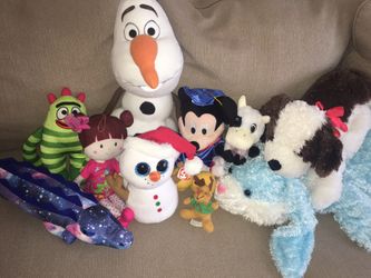 toys lot stuffed animals frozen Disney beanie ty Mickey Mouse snowman reindeer rag doll