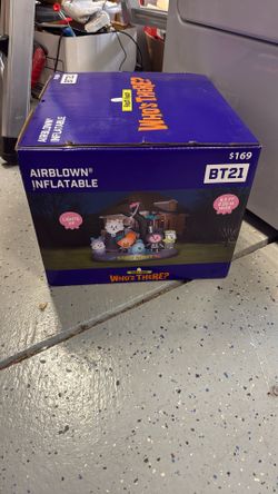 Brand New - Inflatable Halloween Decor