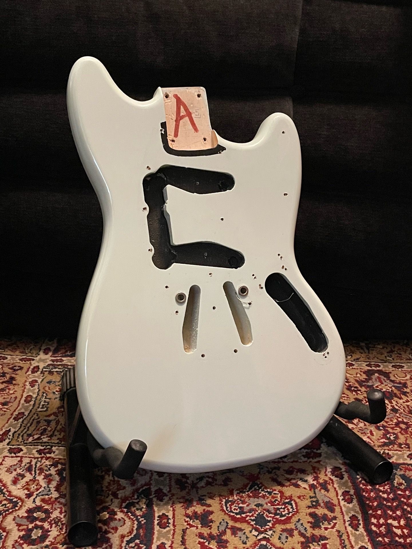 Squire Mustang body in Sonic blue