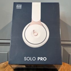 🔥Beats Solo Pro Wireless NC🔥100% Original🔥$150 Firm On Price🔥 New Sealed