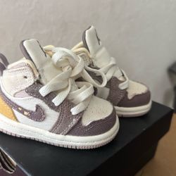 Jordan 1 Mid SE 3c