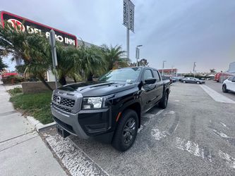 New 2025 Nissan Frontier SV Crew Cab — Manager Special
