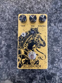 Walrus Audio Iron Horse V2 Distortion Effect Pedal