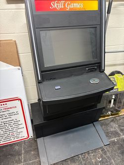 Skills game stand up machine