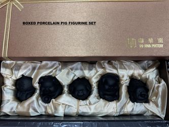 Boxed Porcelain Pig Figurine Set (5 pieces)