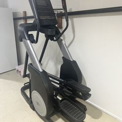 Nordictrack FreeStride Trainer FS7i Elliptical 