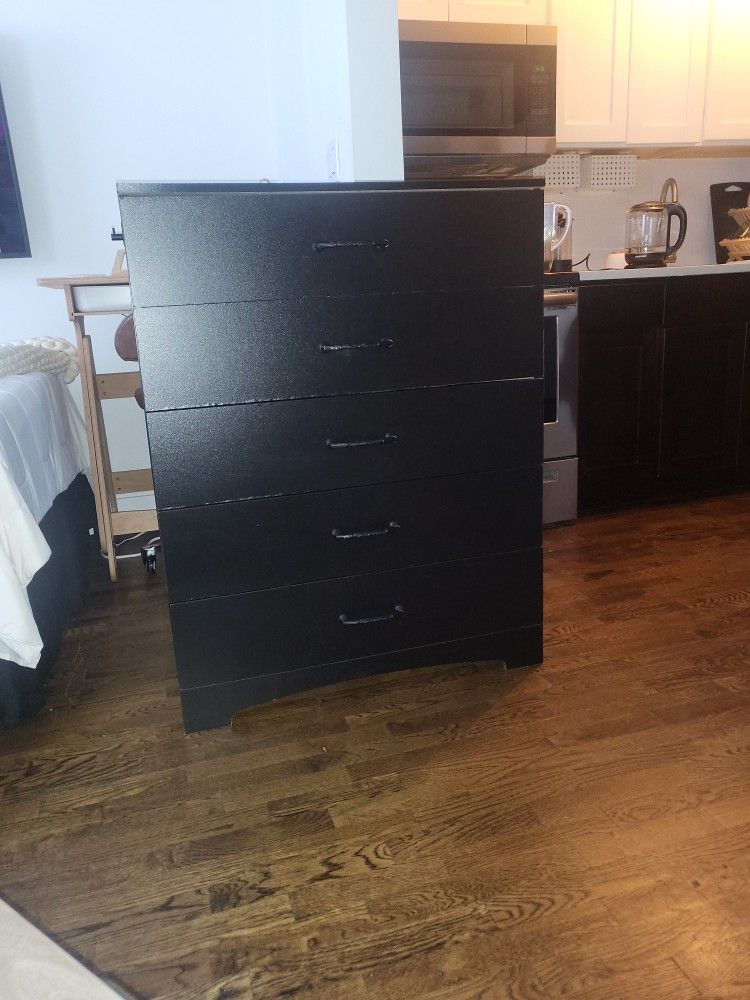 Black Chest of Drawers /Dresser
