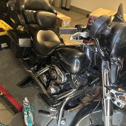 Harley FLHX 2007