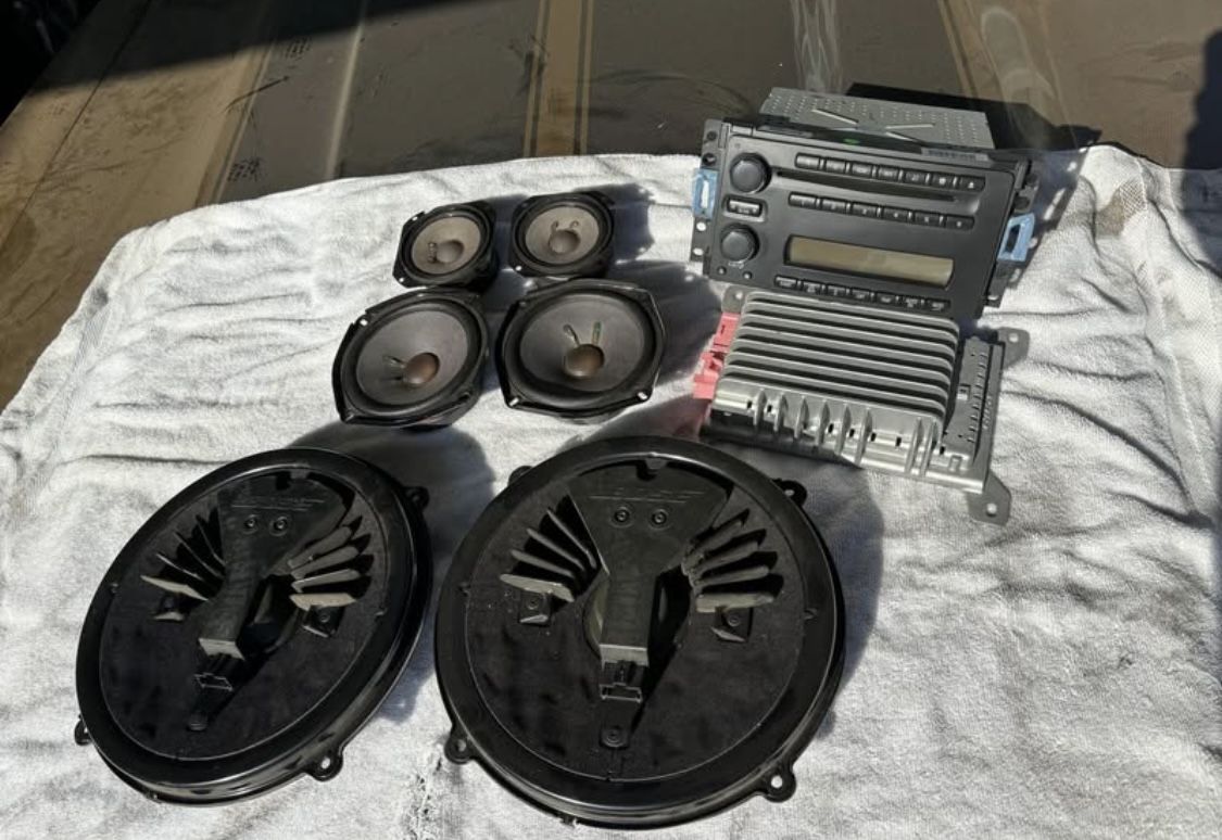 C6 Factory Bose Stereo System