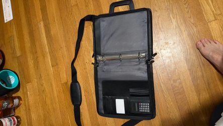 Samsonite Vinyl 3-Ring Padfolio With Handles And Shoulder Strap, 14"H x 12"W x 3 1/2"D, Black