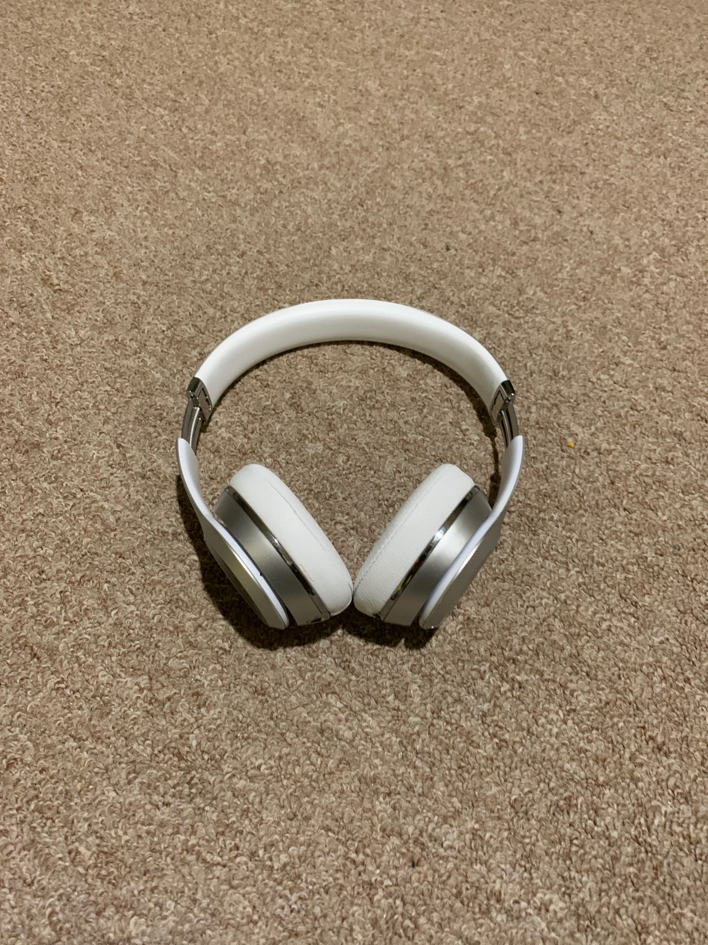 Apple Beats Solo3 Wireless