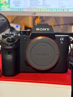 Sony As7II camera