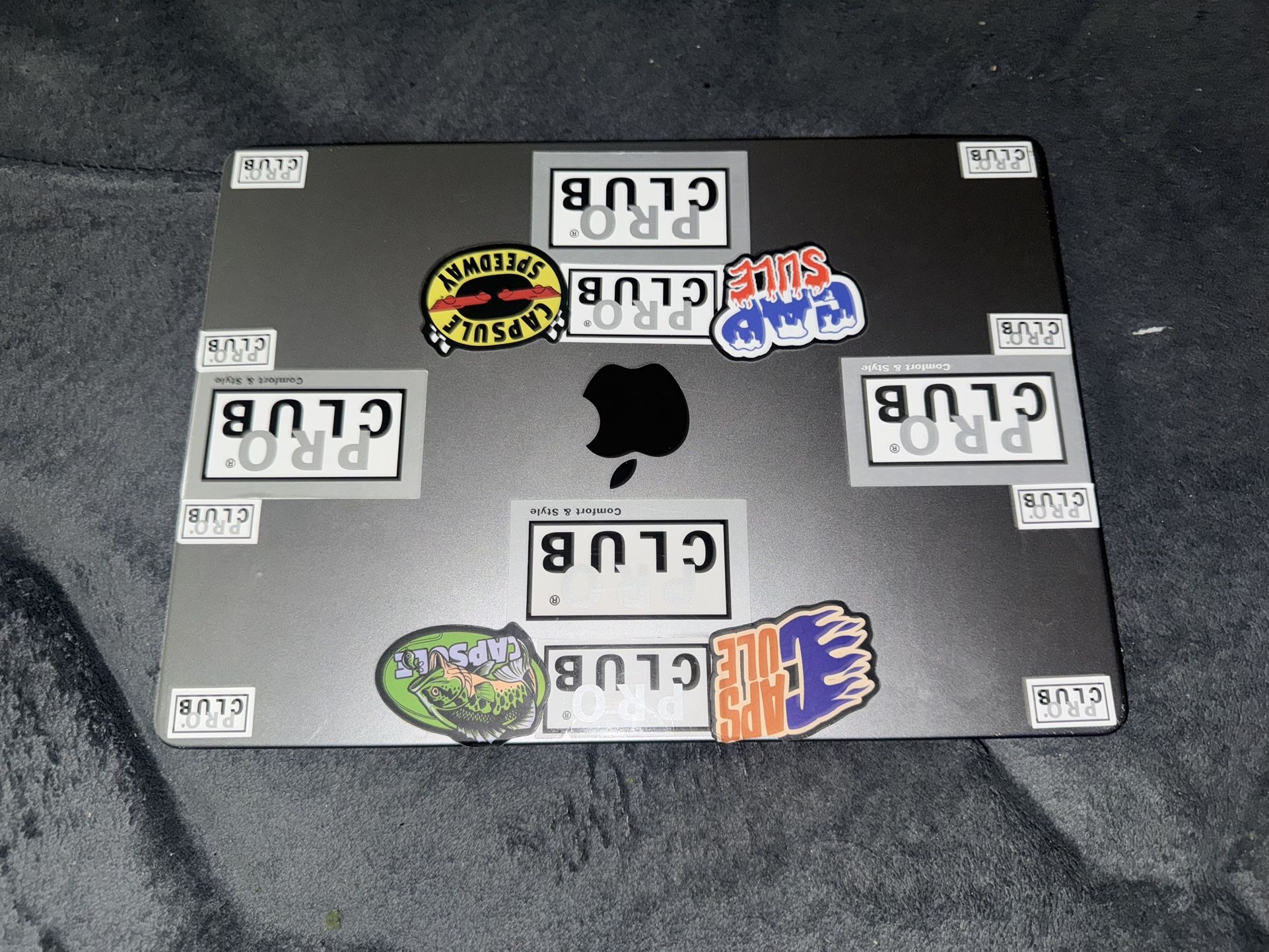 MacBook Pro M3 2023
