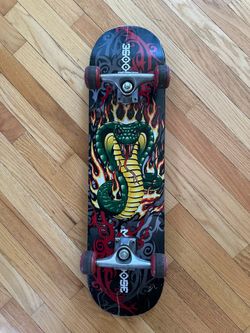 Vintage Mongoose Skateboard 31x8 Serpent Print Deck