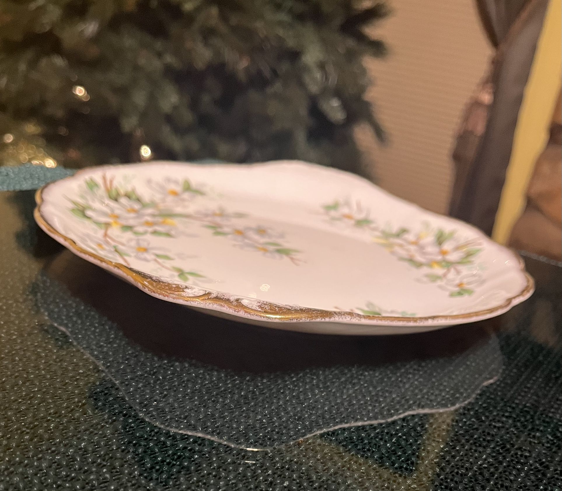 Vintage Royal Albert White Dogwood Handled Cake Plate 10.5 Inch Bone China