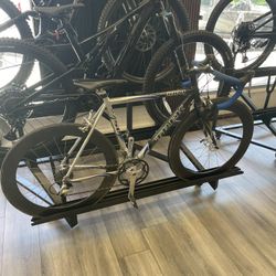 Vintage Trek Olympic road Bike  Runs Very Smooth. Light And Very Fast  