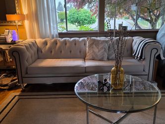 Tufted Chesterfield Sofa