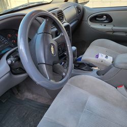 Grey Chevy Trail Blazer..4dr