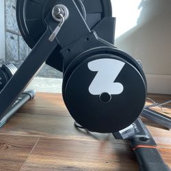 Zwift Hub Smart Trainer