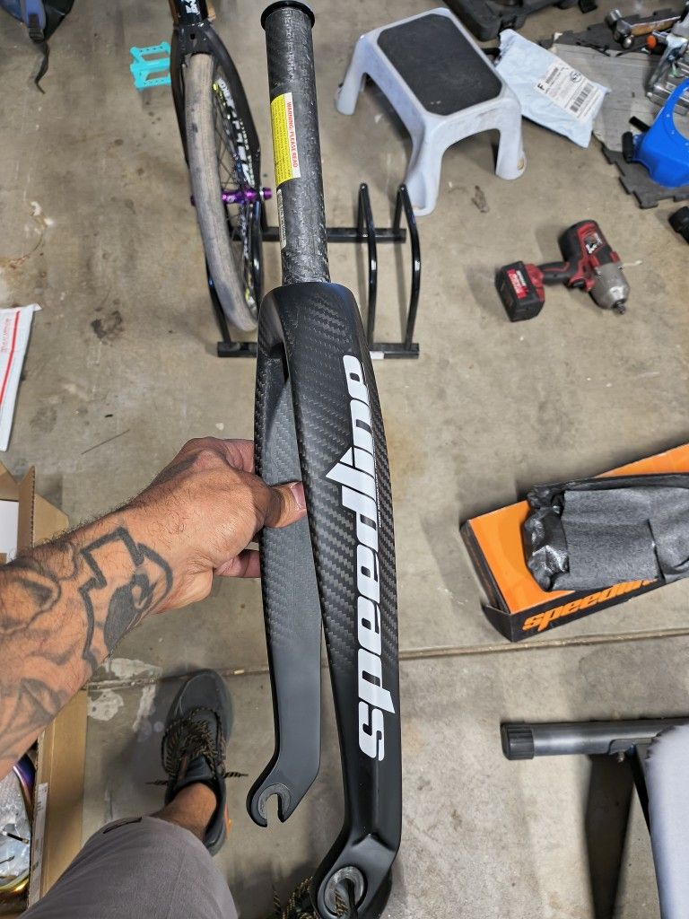 Speedline Carbon Fiber forks