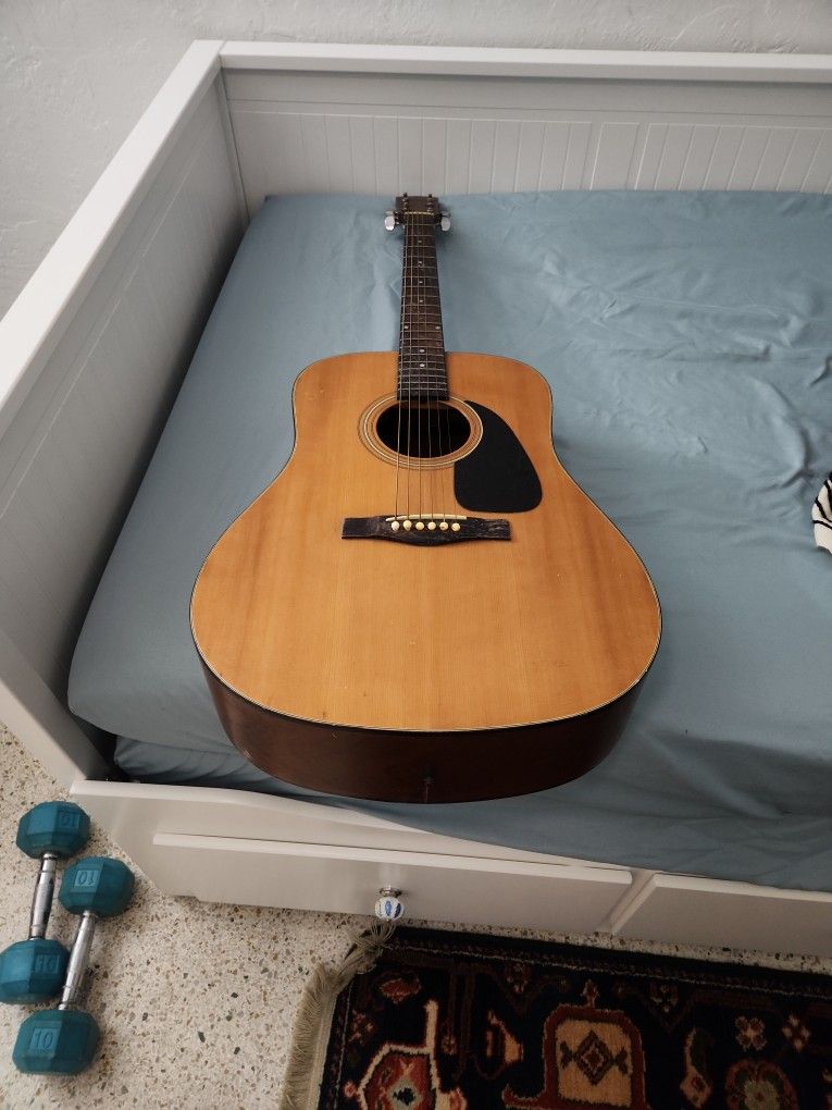 Fender acoustic guitar