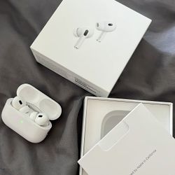 Air Pod Pros ( New )
