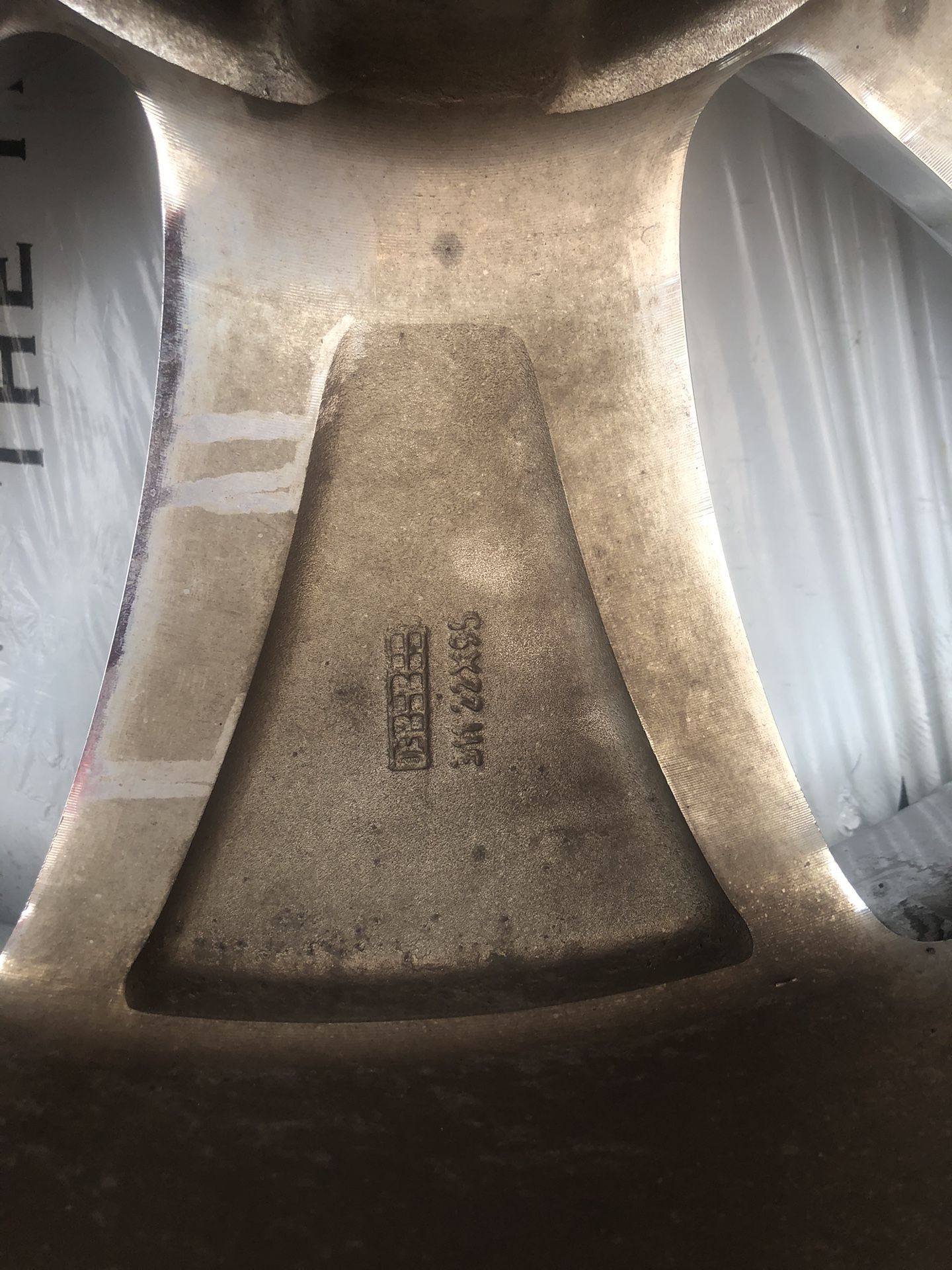 BOSS MOTOTSPORTS WHEELS 22”.