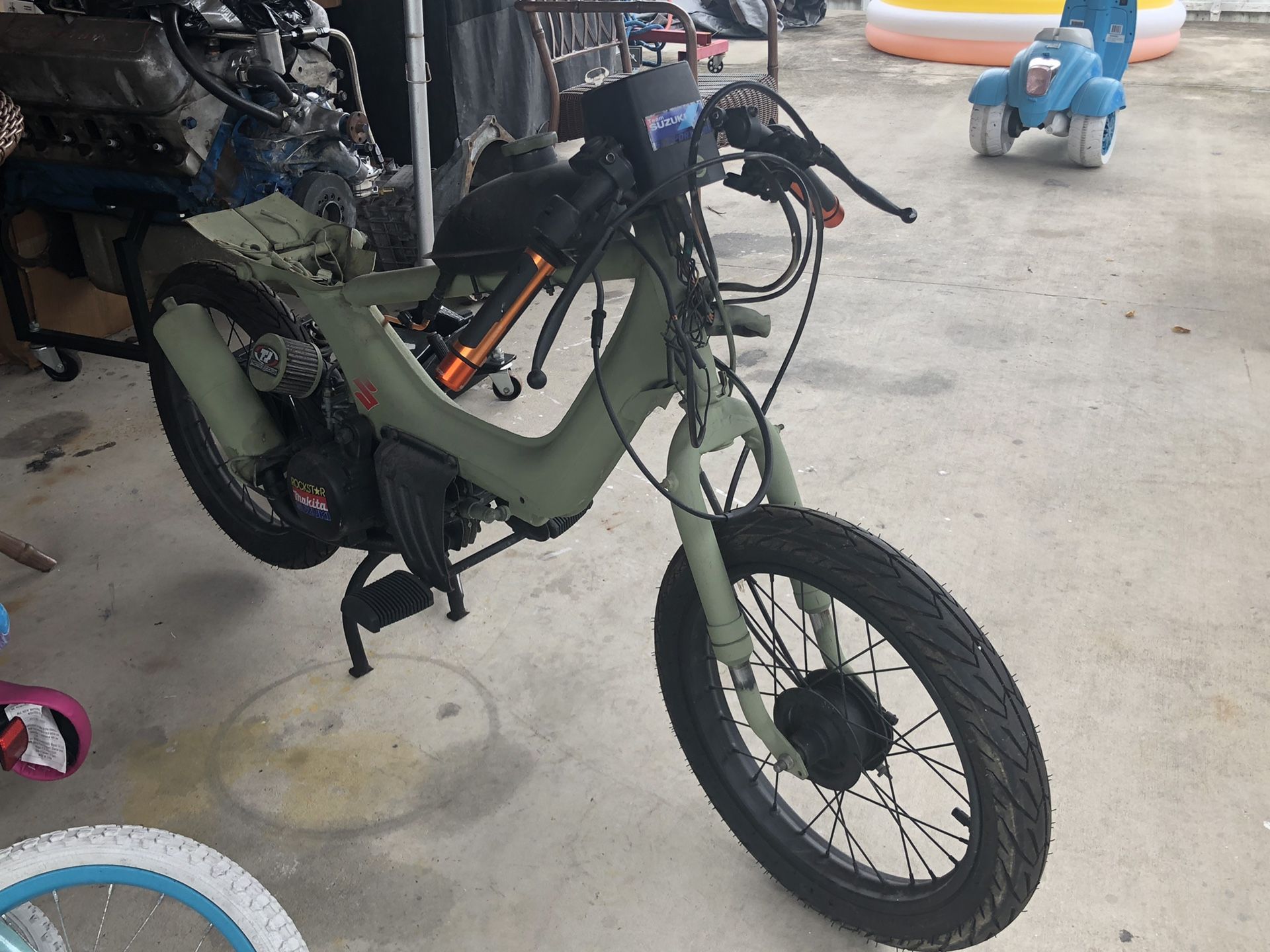 Suzuki fa50 motorcycle 2 stroke